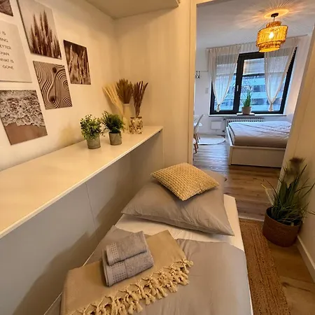 Boho City Central Station Otel 3*